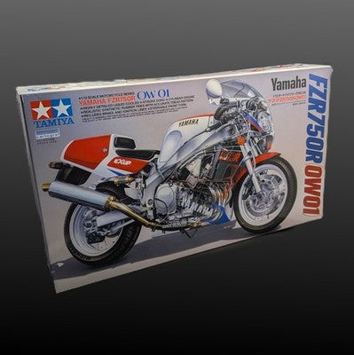 Tamiya Yamaha FZR750R OW01 Superbike 1:12 Plastic Model Kit 14058