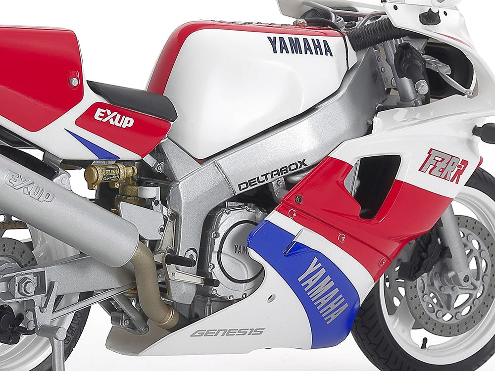 Tamiya Yamaha FZR750R OW01 Superbike 1:12 Plastic Model Kit 14058