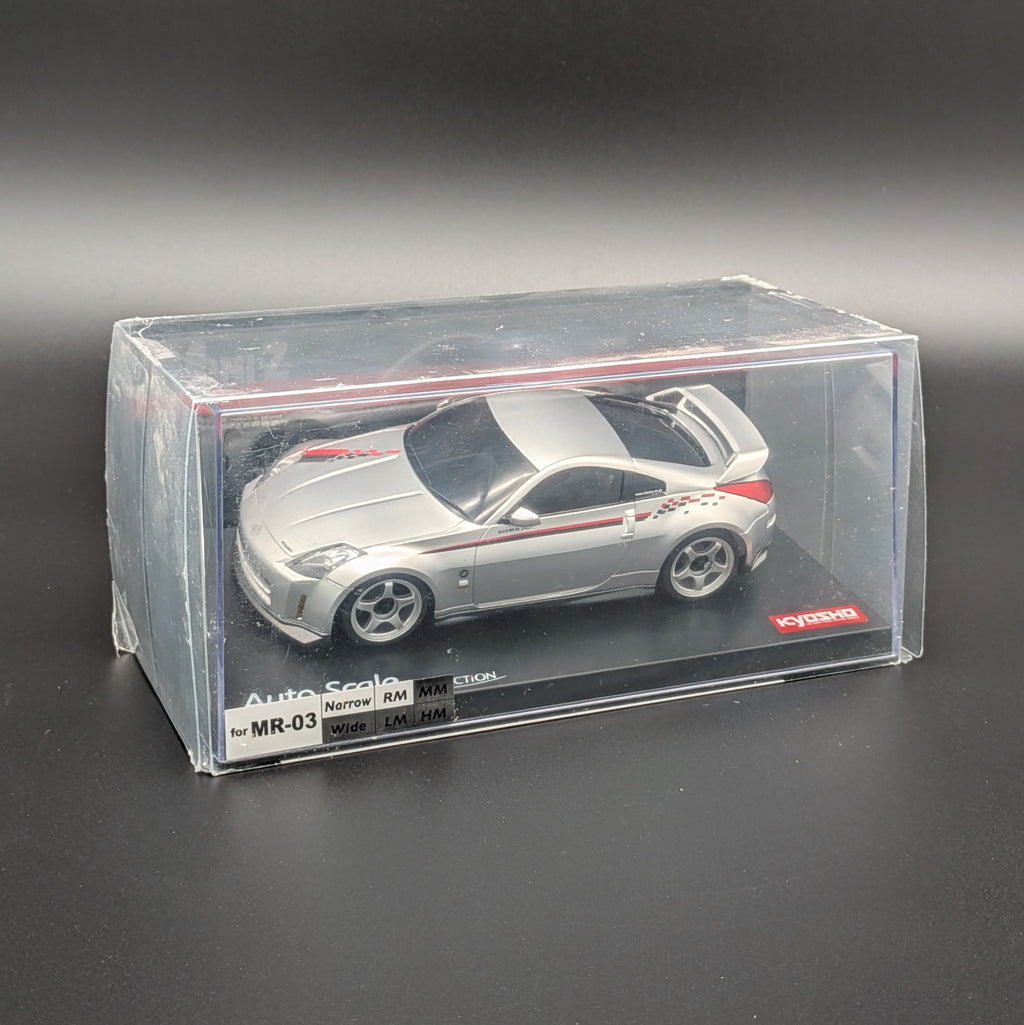 Kyosho MINI-Z 1:27 Auto Scale Nissan Fairlady 350Z (Z33) Nismo S-tune (MZP157S)