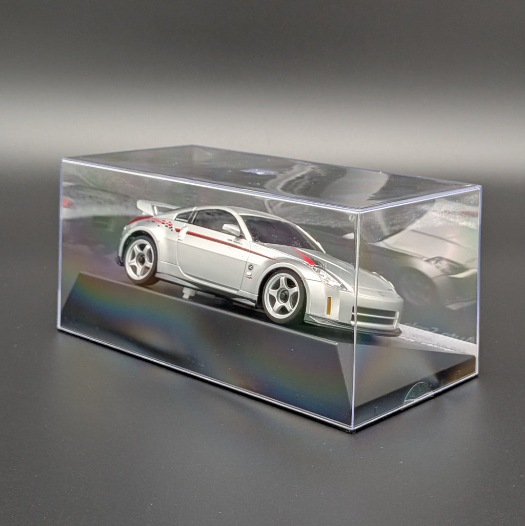 Kyosho MINI-Z 1:27 Auto Scale Nissan Fairlady 350Z (Z33) Nismo S-tune (MZP157S)