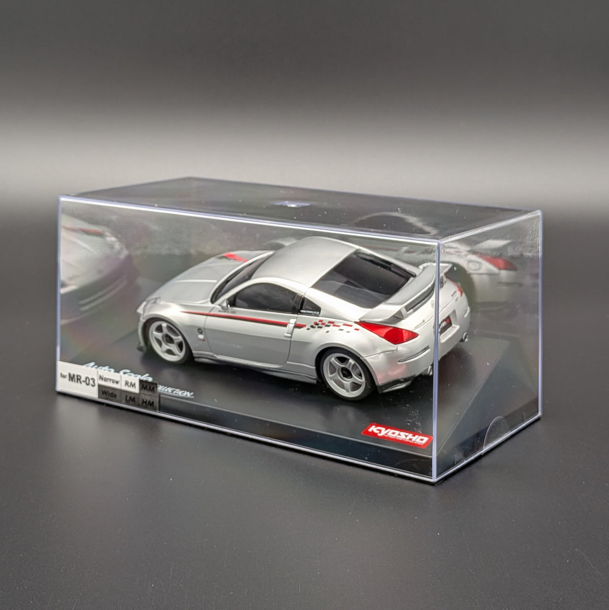 Kyosho MINI-Z 1:27 Auto Scale Nissan Fairlady 350Z (Z33) Nismo S-tune (MZP157S)