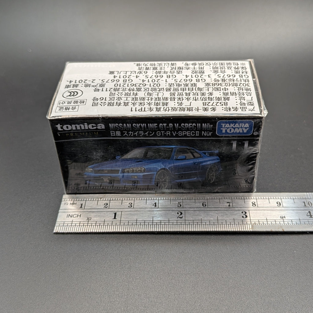 Nissan Skyline GT-R R34 V-SPEC II Nür Takara Tomy Tomica #11 Diecast Model Car